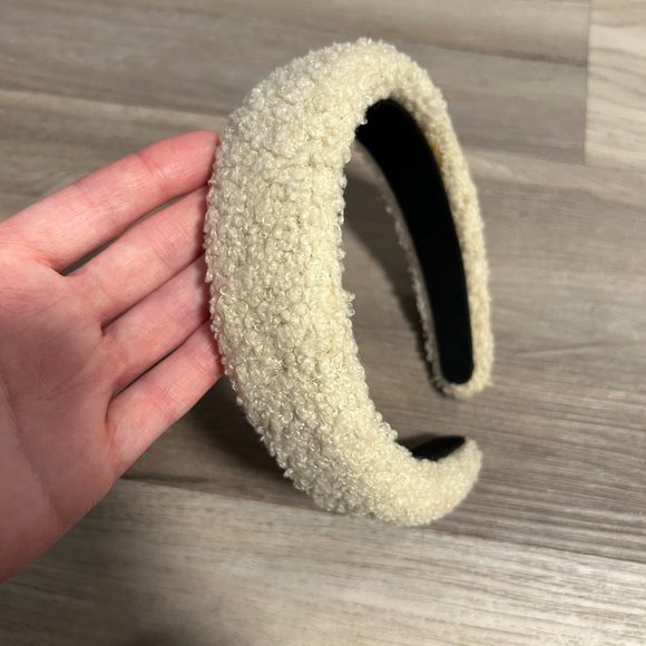 Puffy Sherpa Headband - Picture 6 of 7